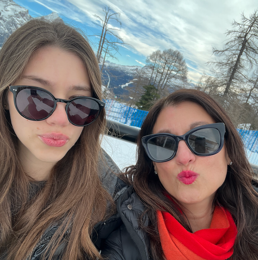 Wanderlust: A December Love Story 💋