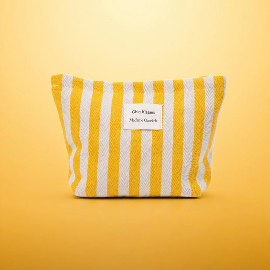 🎁 Chic Kisses Summer Bag (Discount)